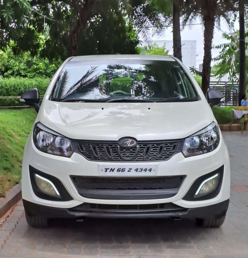 Mahindra Marazzo