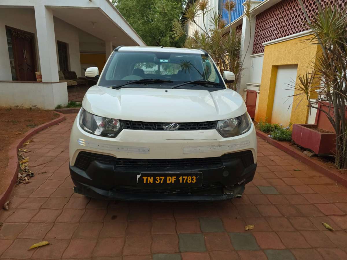 Mahindra KUV 100