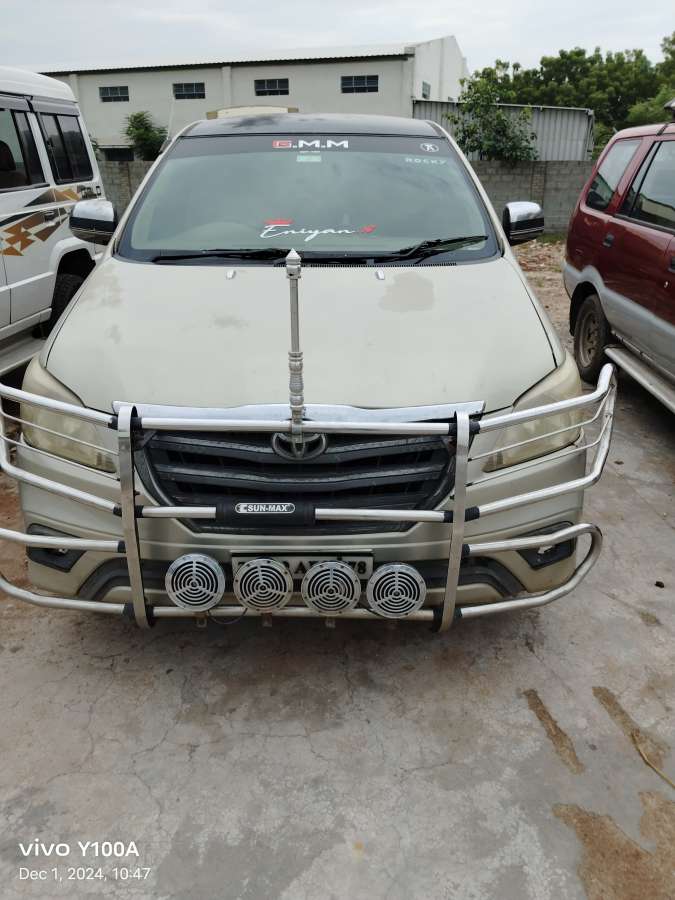 Toyota Innova