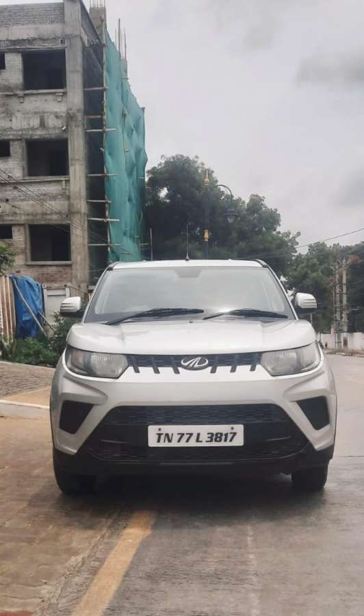 Mahindra KUV 100
