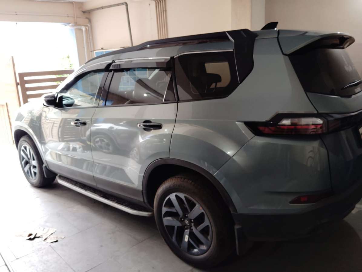 Tata Safari