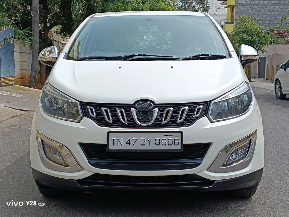 Mahindra Marazzo