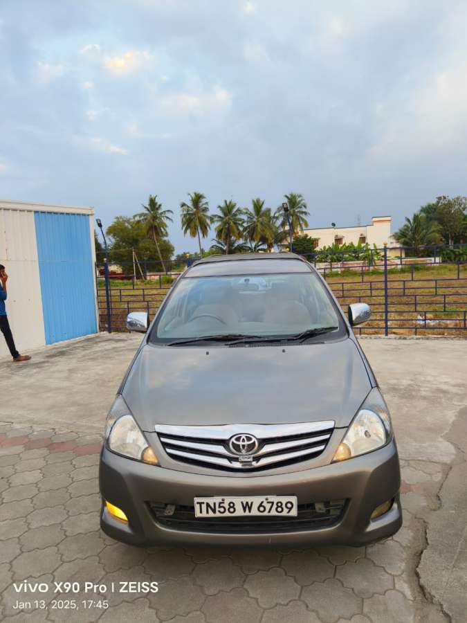 Toyota Innova