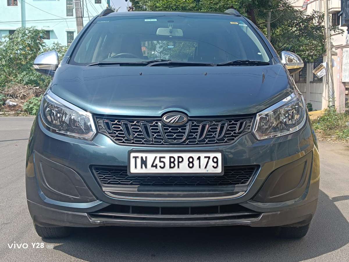 Mahindra Marazzo
