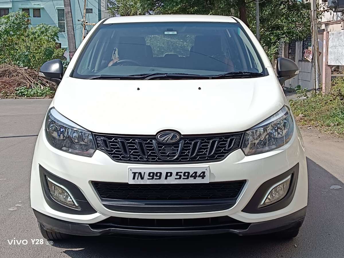 Mahindra Marazzo