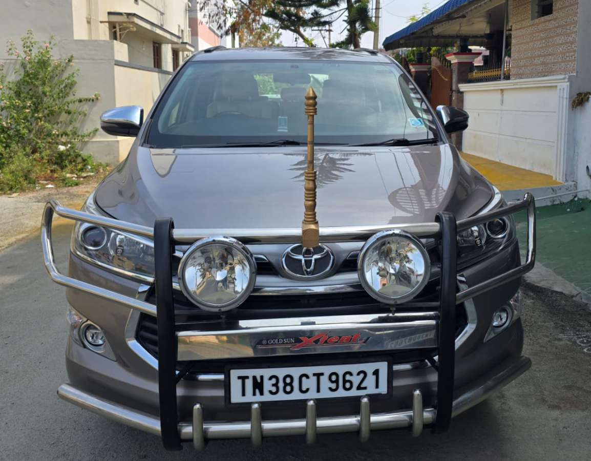 Toyota Innova Crysta