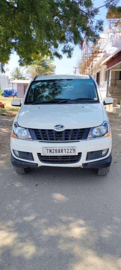 Mahindra Xylo