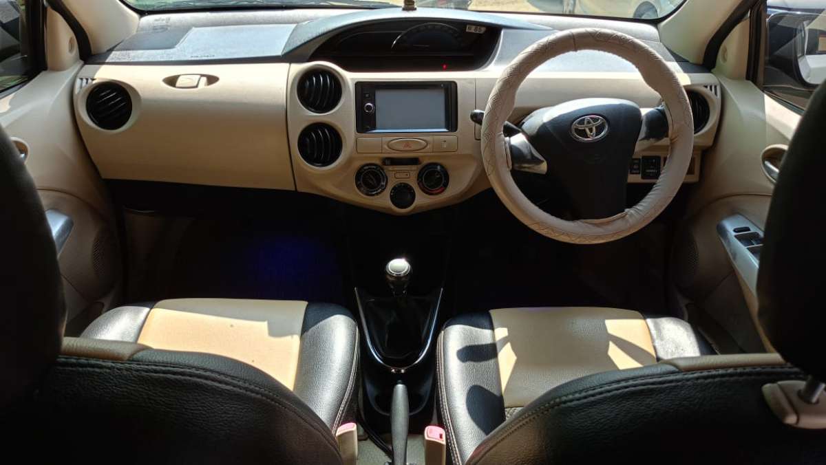 Toyota Etios Liva - Image 3