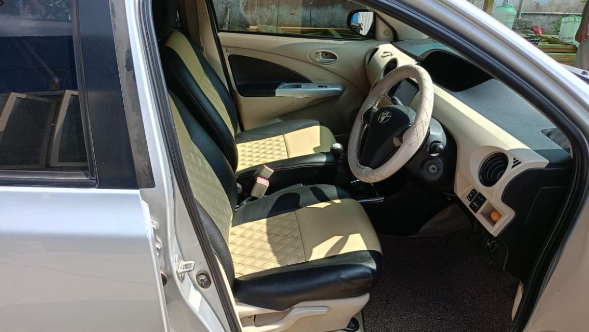 Toyota Etios Liva - Image 5