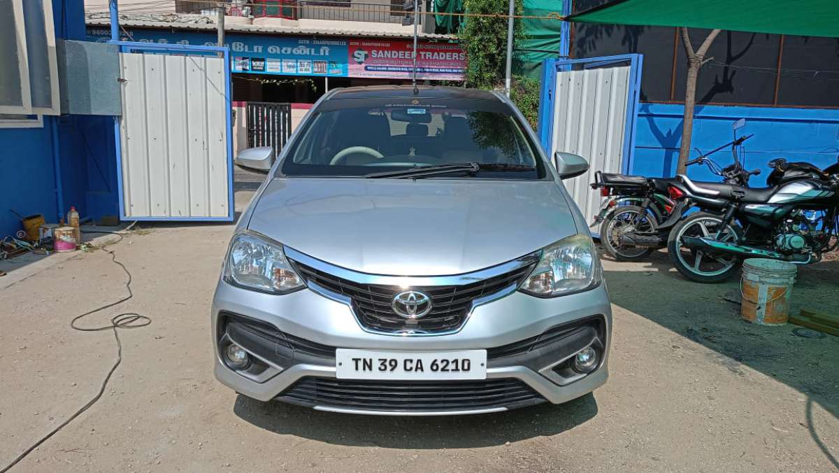 Toyota Etios Liva - Image 13