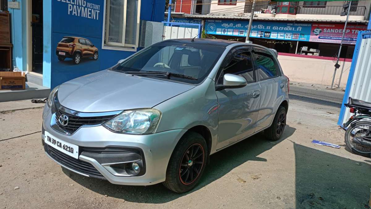 Toyota Etios Liva - Image 11