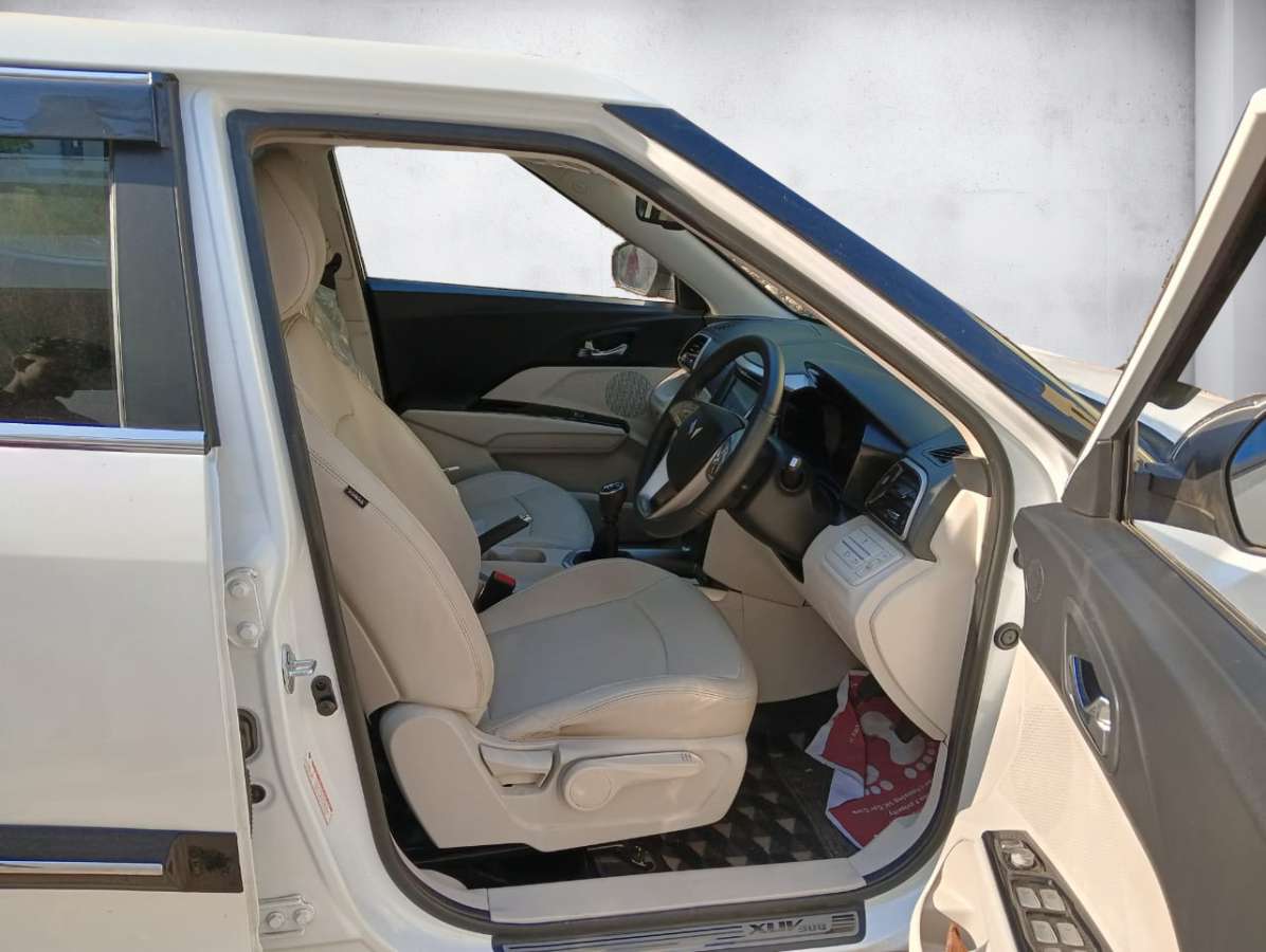 Mahindra XUV300 - Image 2