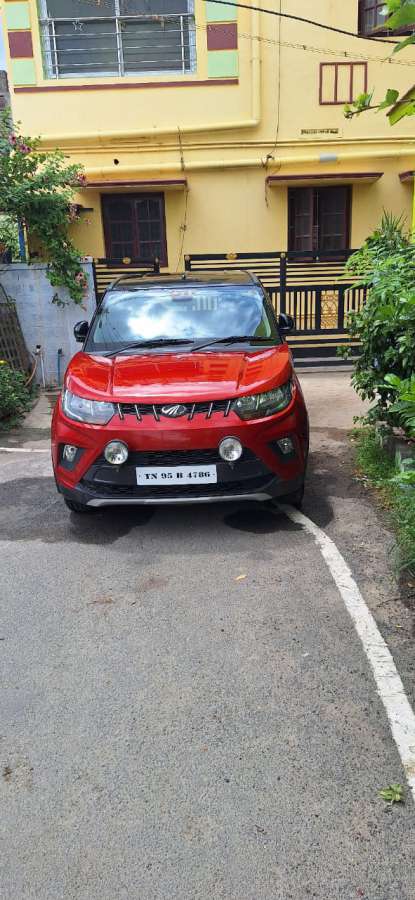 Mahindra KUV 100