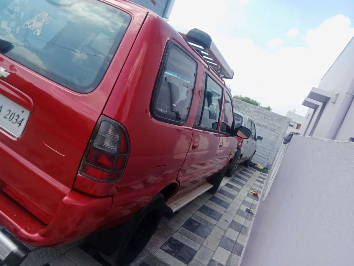 Chevrolet Tavera