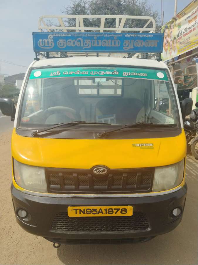 Mahindra Supro