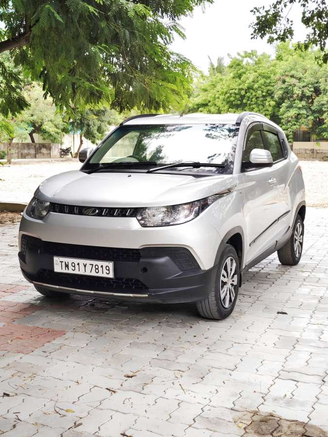 Mahindra KUV 100