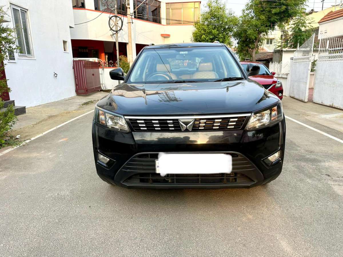 Mahindra XUV300