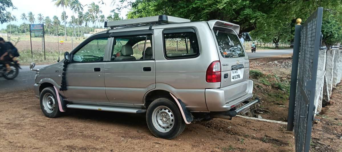 Chevrolet Tavera