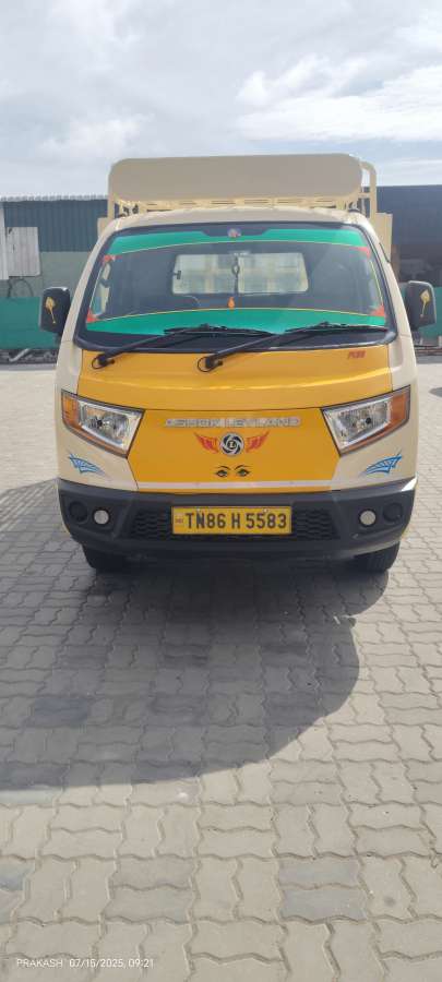 Mahindra Supro
