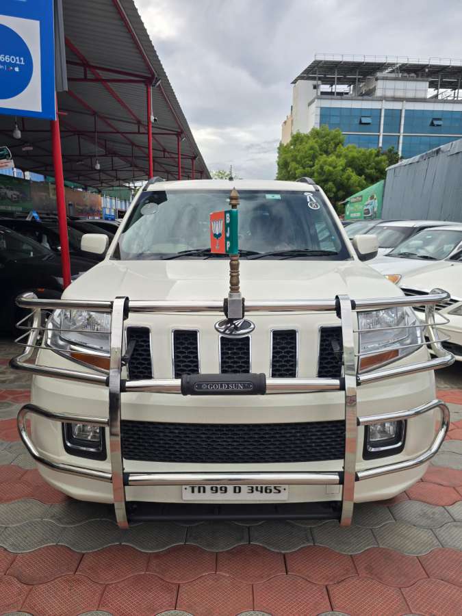 Mahindra TUV300