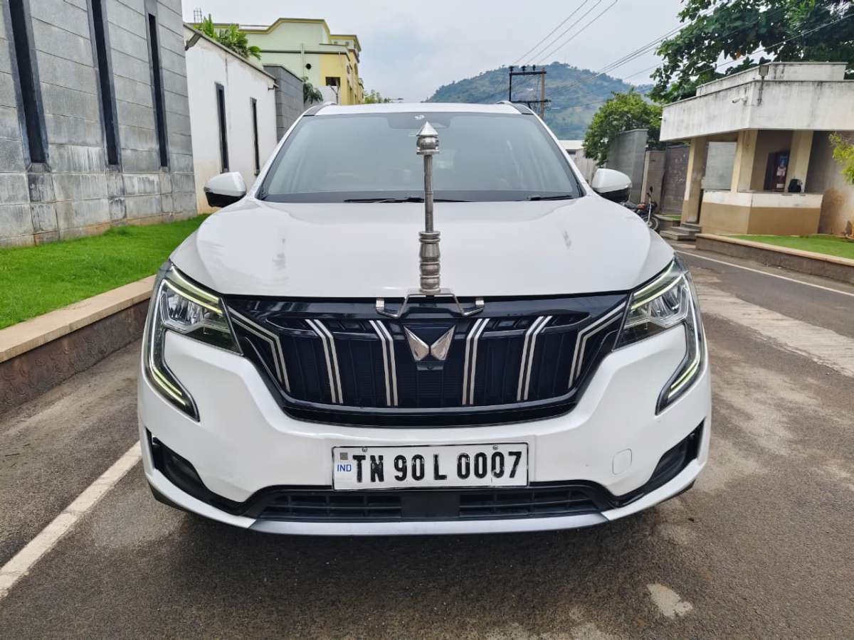 Mahindra XUV700