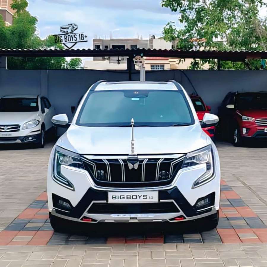 Mahindra XUV700