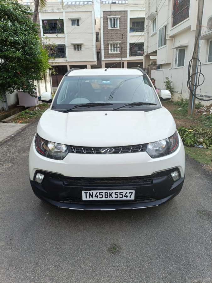 Mahindra KUV 100