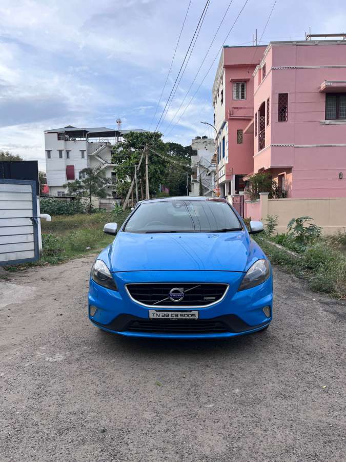 Volvo V40