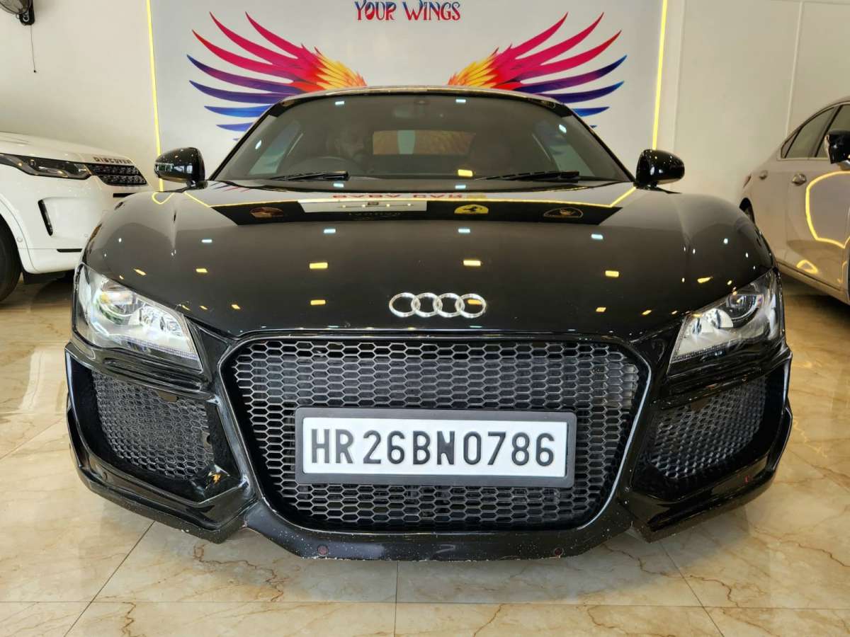 Audi R8