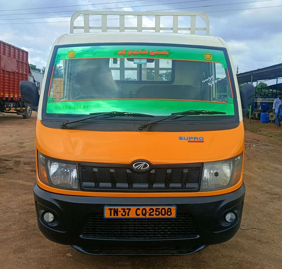 Mahindra Supro