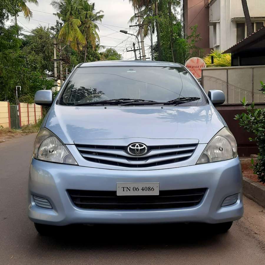Toyota Innova 2.0 G4 8 STR