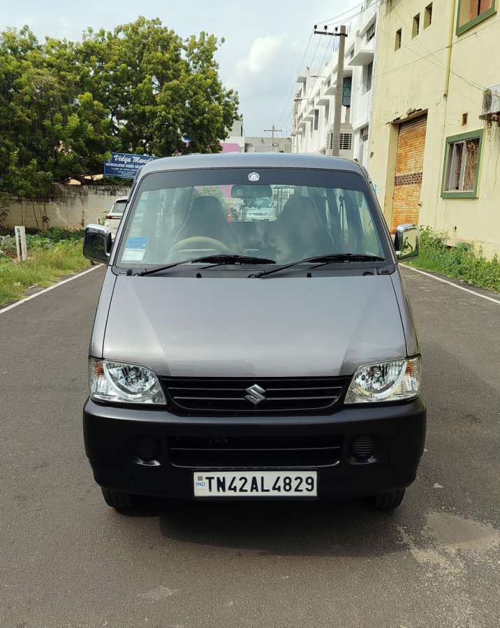 Maruti Suzuki Eeco 5 STR Ac
