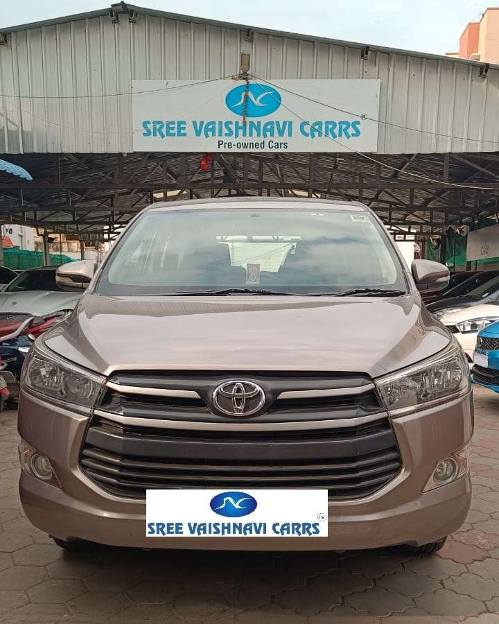 Toyota Innova Crysta 2.8 GX AT 7 STR