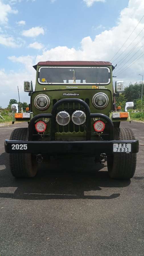 Mahindra Jeep