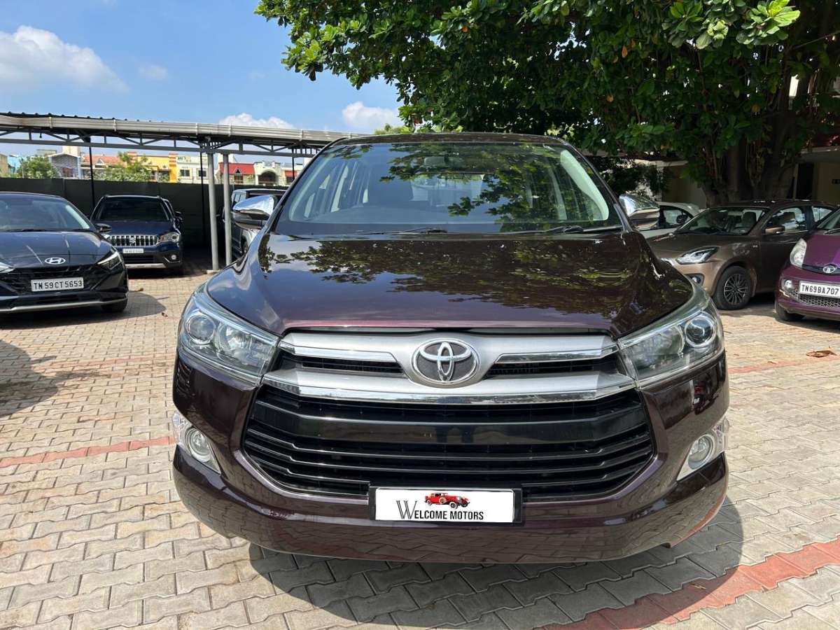 Toyota Innova Crysta 2.4 ZX 7 STR