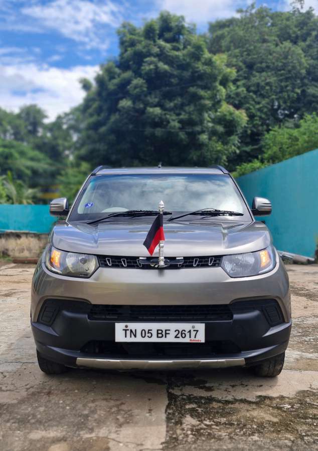 Mahindra KUV 100