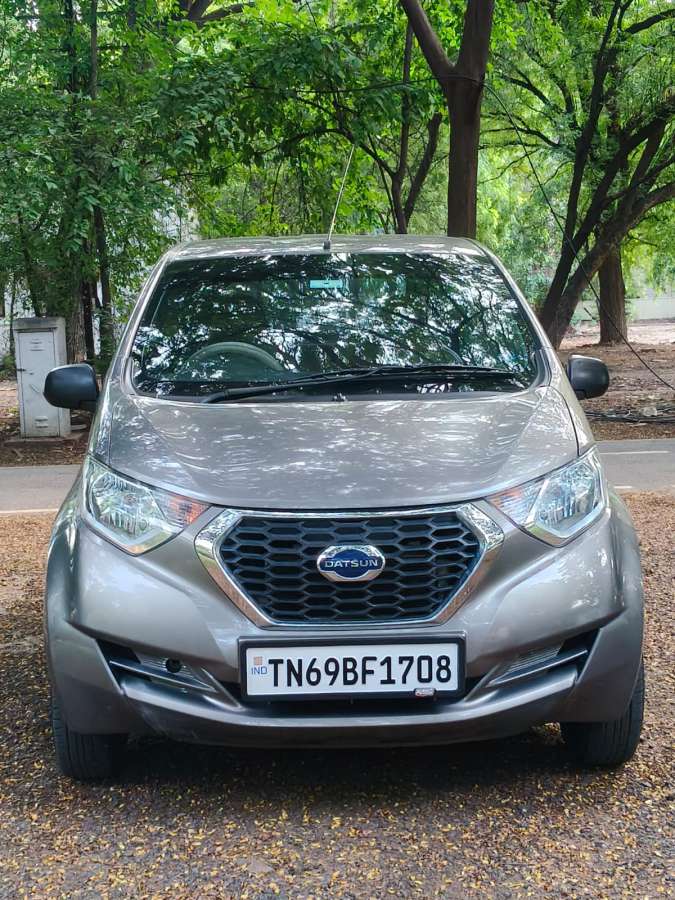 DatSun redi-Go 1.0 S