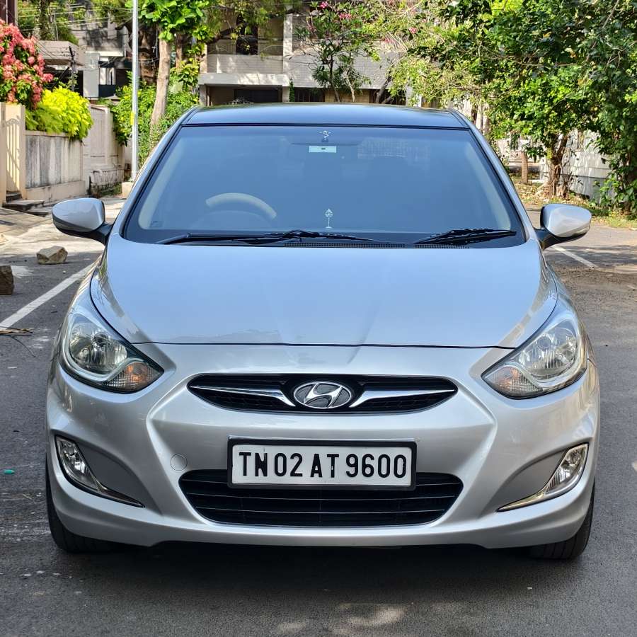 Hyundai Verna 1.6 CRDI