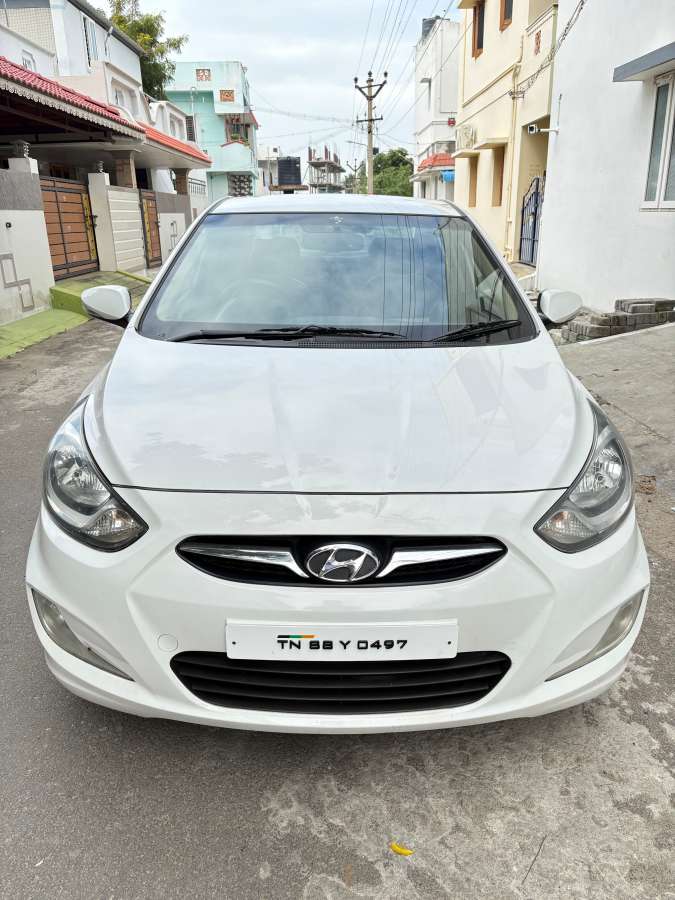 Hyundai Verna CRDi SX(O)