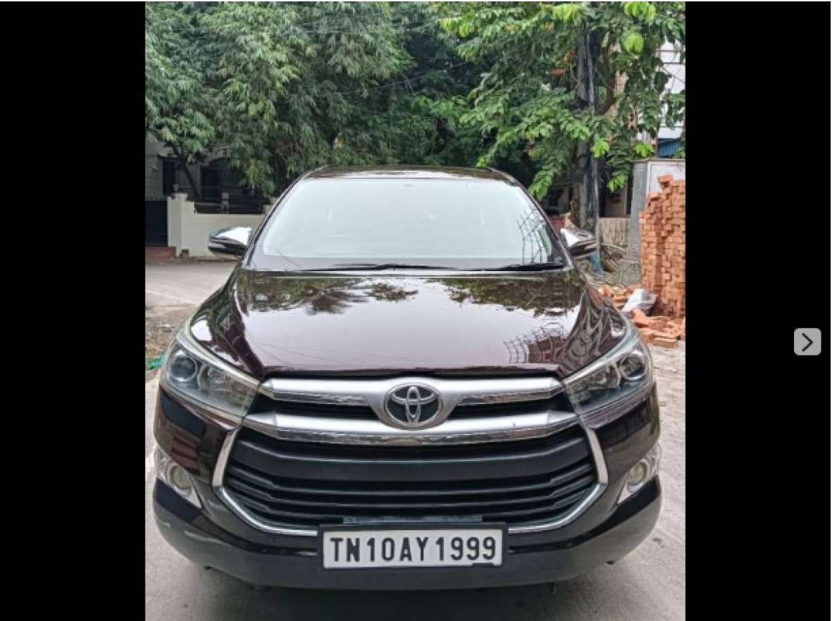 Toyota Innova Crysta 2.4 GX 7 STR