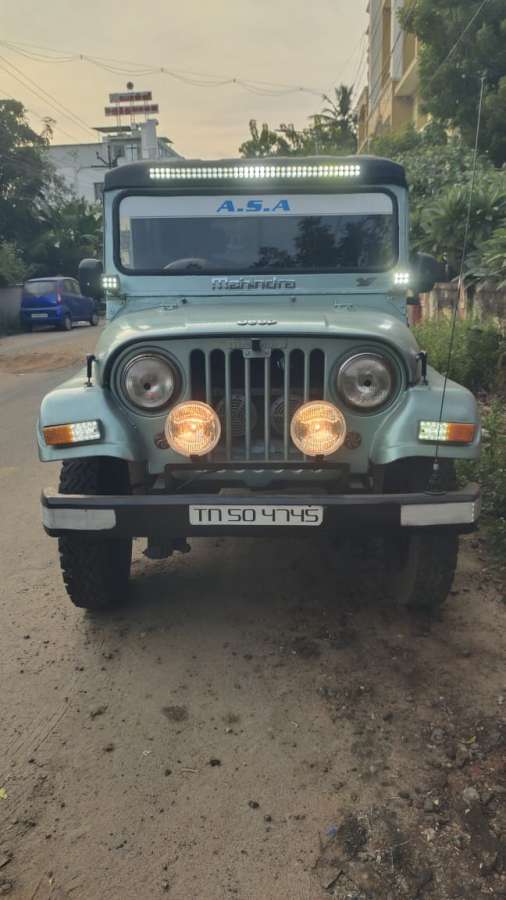 Mahindra Jeep