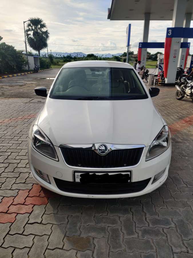 Skoda Rapid 1.6 TDI Ambition Plus