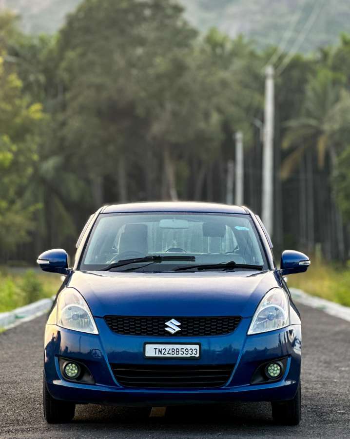 Maruti Suzuki Swift LXI