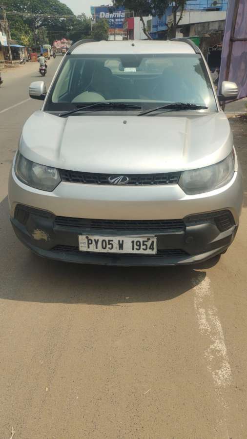 Mahindra KUV 100