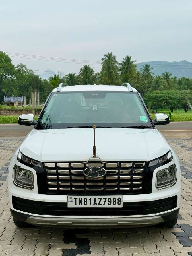 Hyundai Venue S Plus