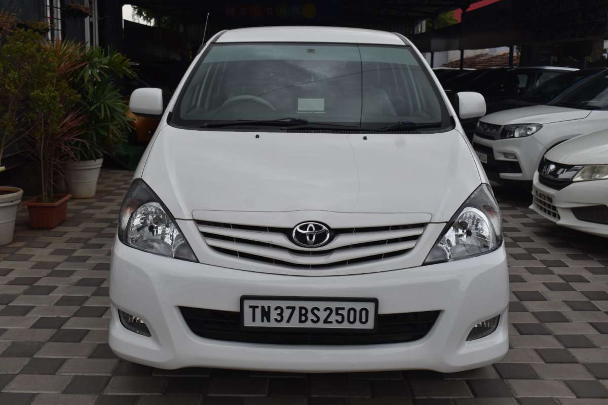 Toyota Innova 2.5 G4 7 STR