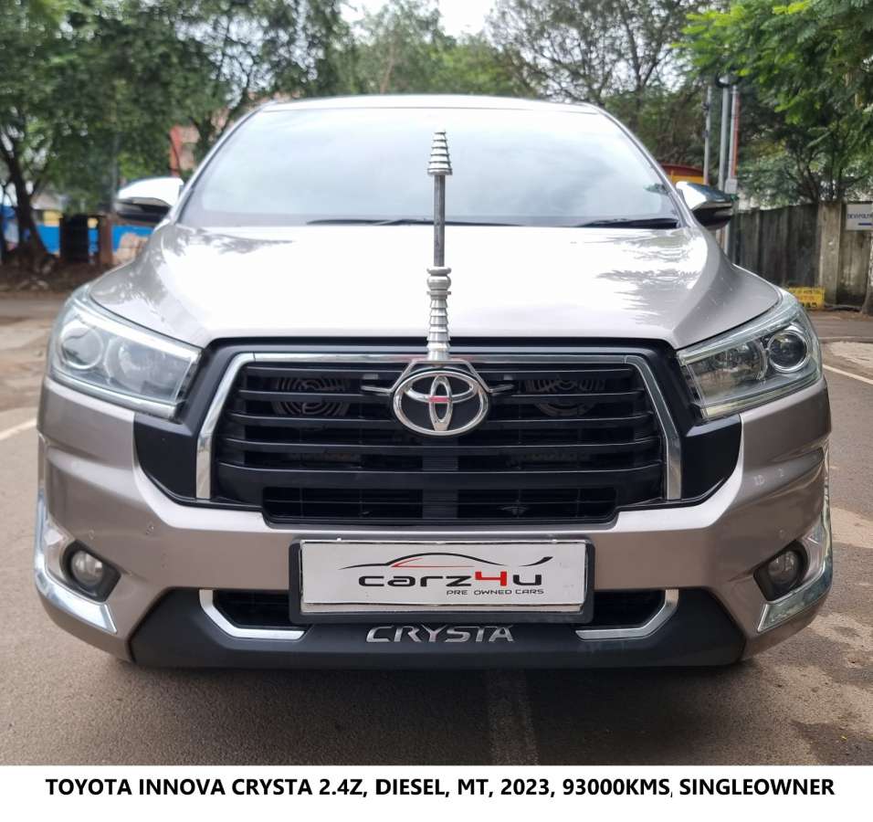 Toyota Innova Crysta 2.4 Z