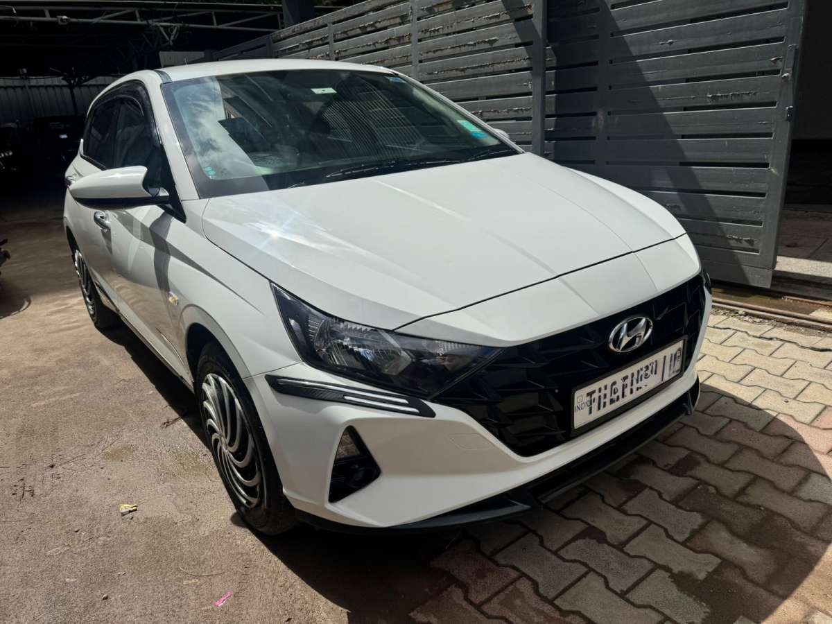 Hyundai i20 Magna 1.2 MT