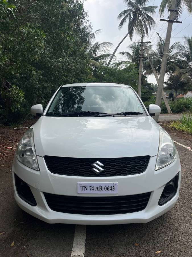 Maruti Suzuki Swift LXI