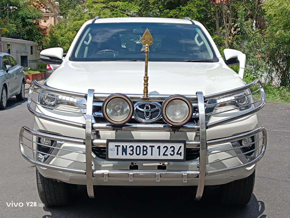 Toyota Fortuner 4*2